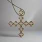 Pendente a forma di croce di Elena Votsi